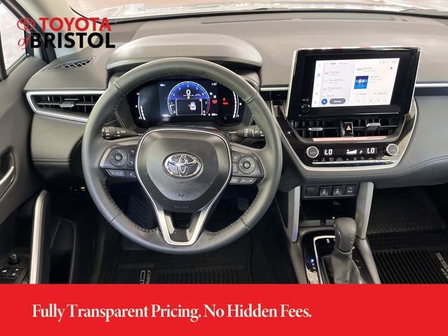 2025 Toyota Corolla Cross XLE