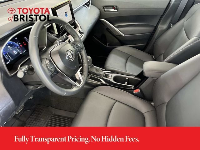 2025 Toyota Corolla Cross XLE
