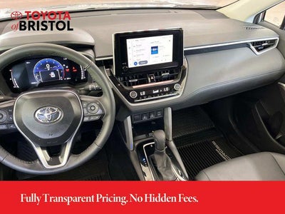 2025 Toyota Corolla Cross XLE