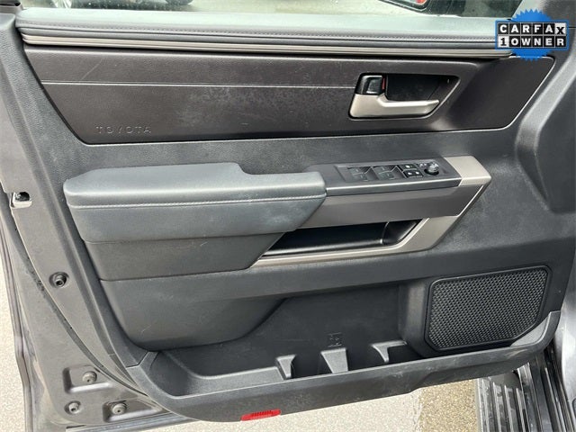 2023 Toyota Sequoia SR5