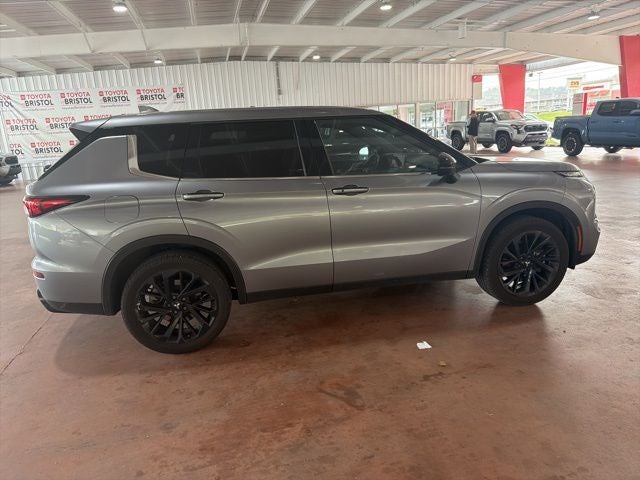2024 Mitsubishi Outlander SE Black Edition