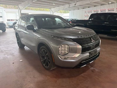 2024 Mitsubishi Outlander SE Black Edition
