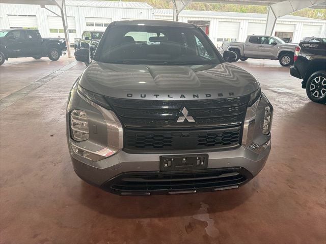 2024 Mitsubishi Outlander SE Black Edition