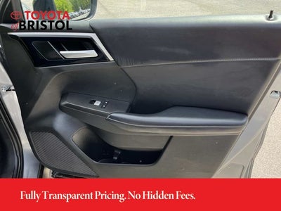 2024 Mitsubishi Outlander SE Black Edition