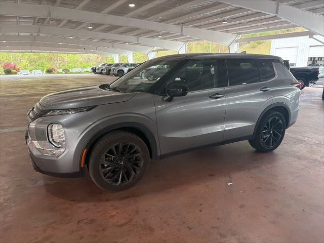 2024 Mitsubishi Outlander SE Black Edition