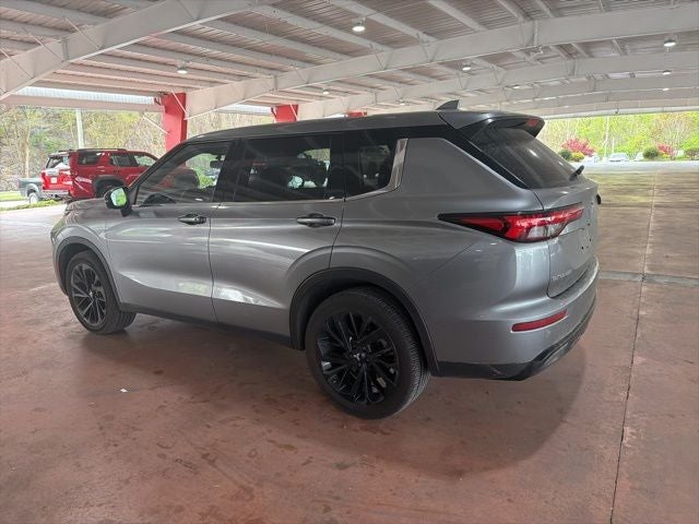 2024 Mitsubishi Outlander SE Black Edition