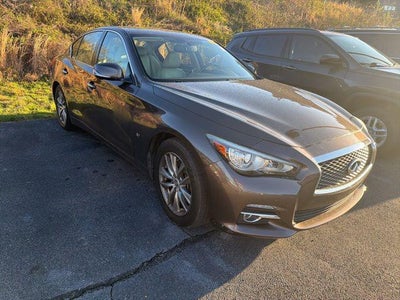 2014 INFINITI Q50 Premium