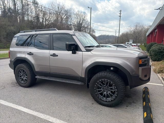 2025 Toyota Land Cruiser Base PREMIUM PACKAGE