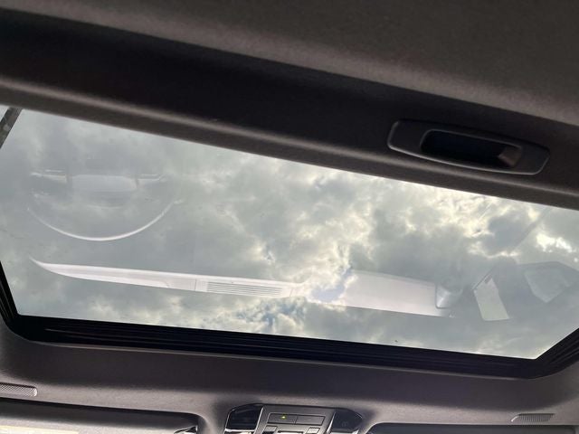 2025 Toyota Land Cruiser Base PREMIUM PACKAGE