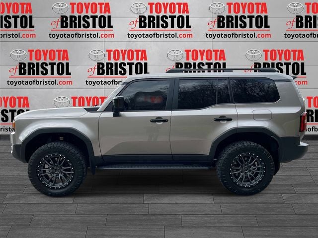 2025 Toyota Land Cruiser Base PREMIUM PACKAGE