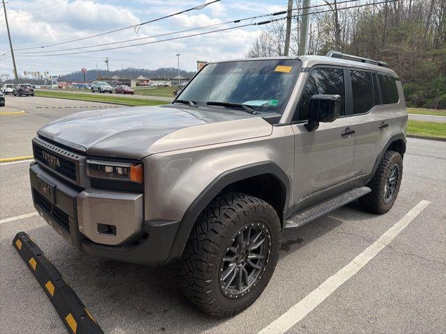 2025 Toyota Land Cruiser Base PREMIUM PACKAGE