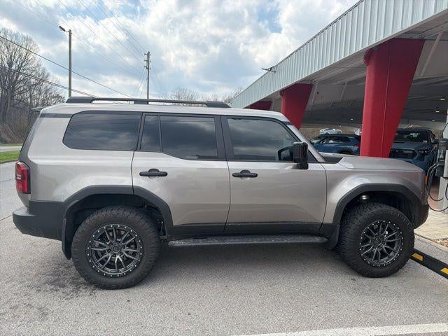 2025 Toyota Land Cruiser Base PREMIUM PACKAGE