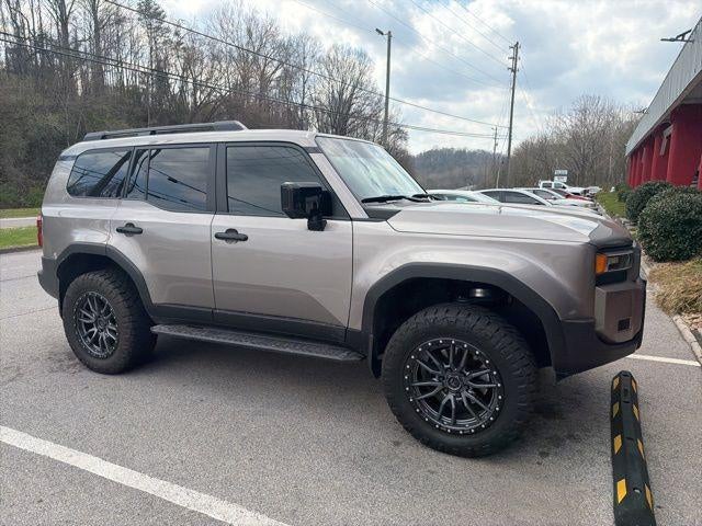 2025 Toyota Land Cruiser Base PREMIUM PACKAGE