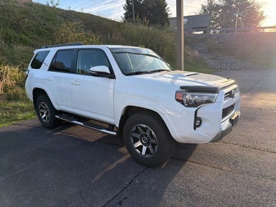 2022 Toyota 4Runner TRD Off-Road Premium