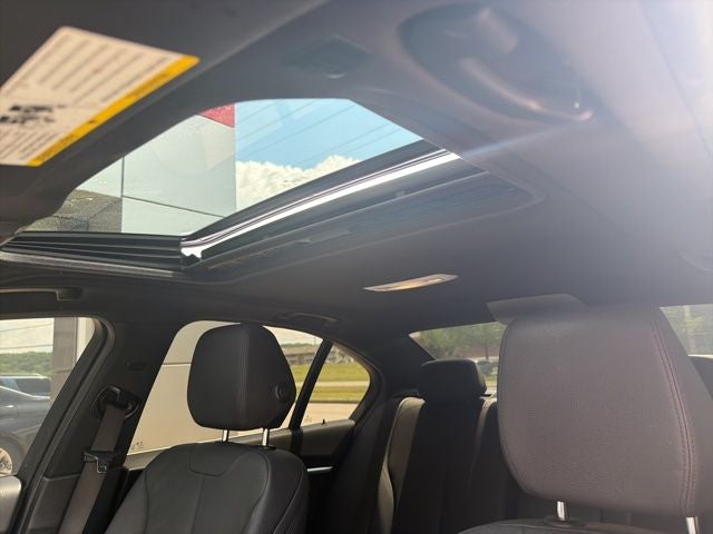 2018 BMW 3 Series 330i