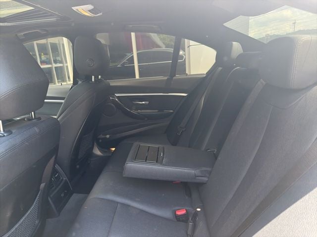 2018 BMW 3 Series 330i