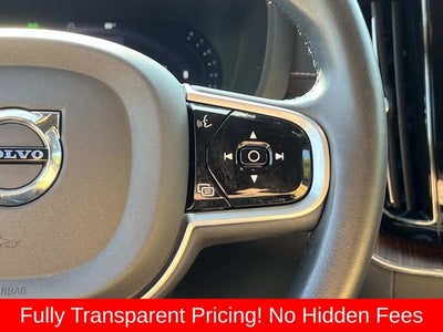 2022 Volvo XC60 B5 Inscription