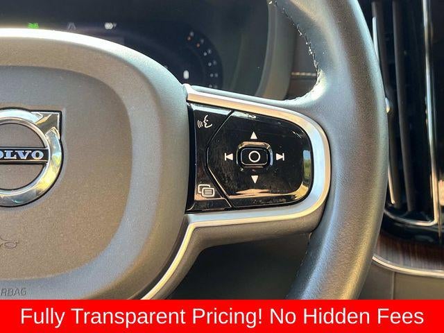 2022 Volvo XC60 B5 Inscription