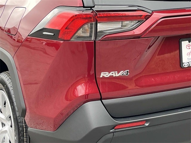 2025 Toyota RAV4 LE