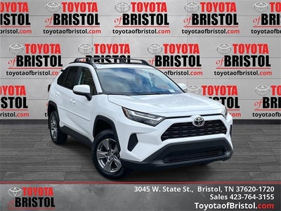 2025 Toyota RAV4 XLE