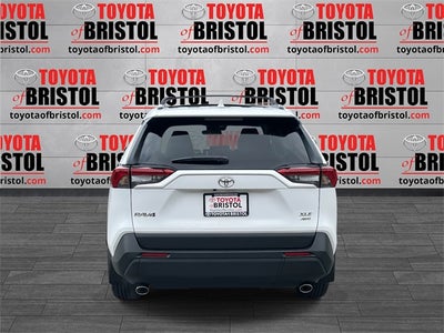 2025 Toyota RAV4 XLE