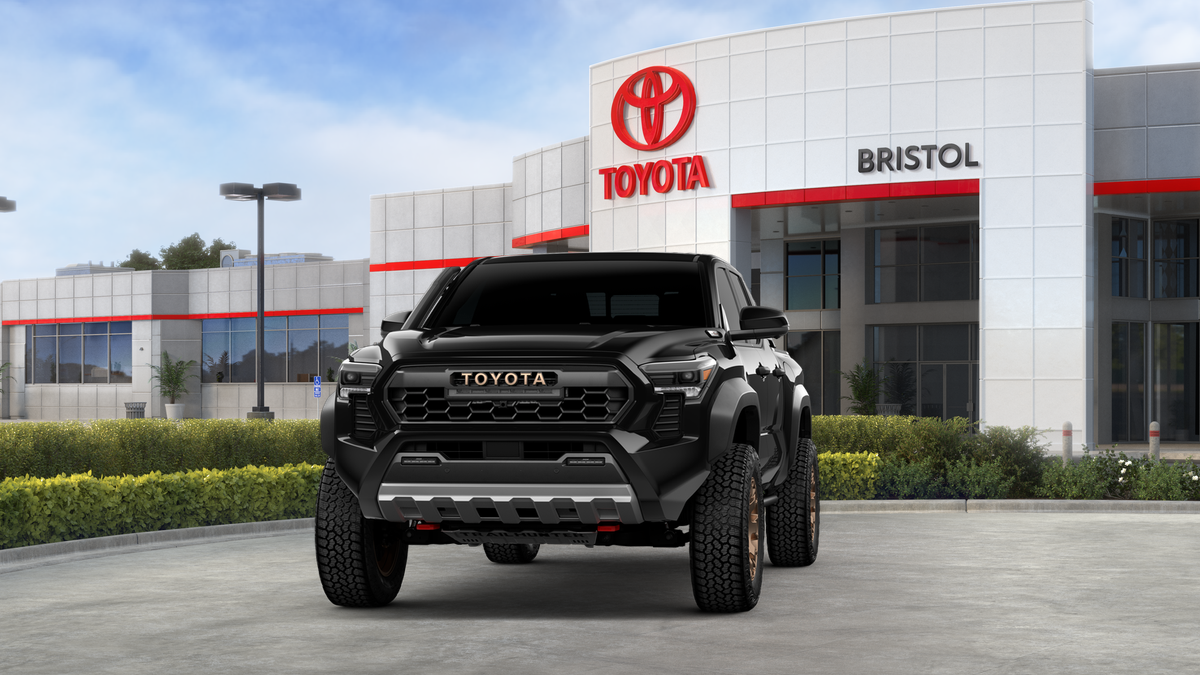 2025 Toyota Tacoma i-FORCE MAX Tacoma Trailhunter