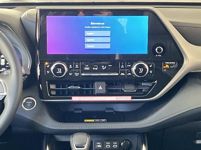 2026 Toyota Highlander Hybrid Platinum