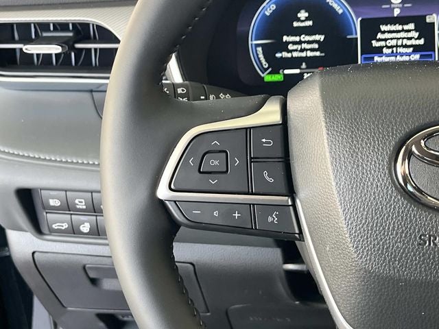 2026 Toyota Highlander Hybrid Platinum