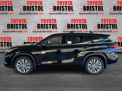 2026 Toyota Highlander Hybrid Platinum