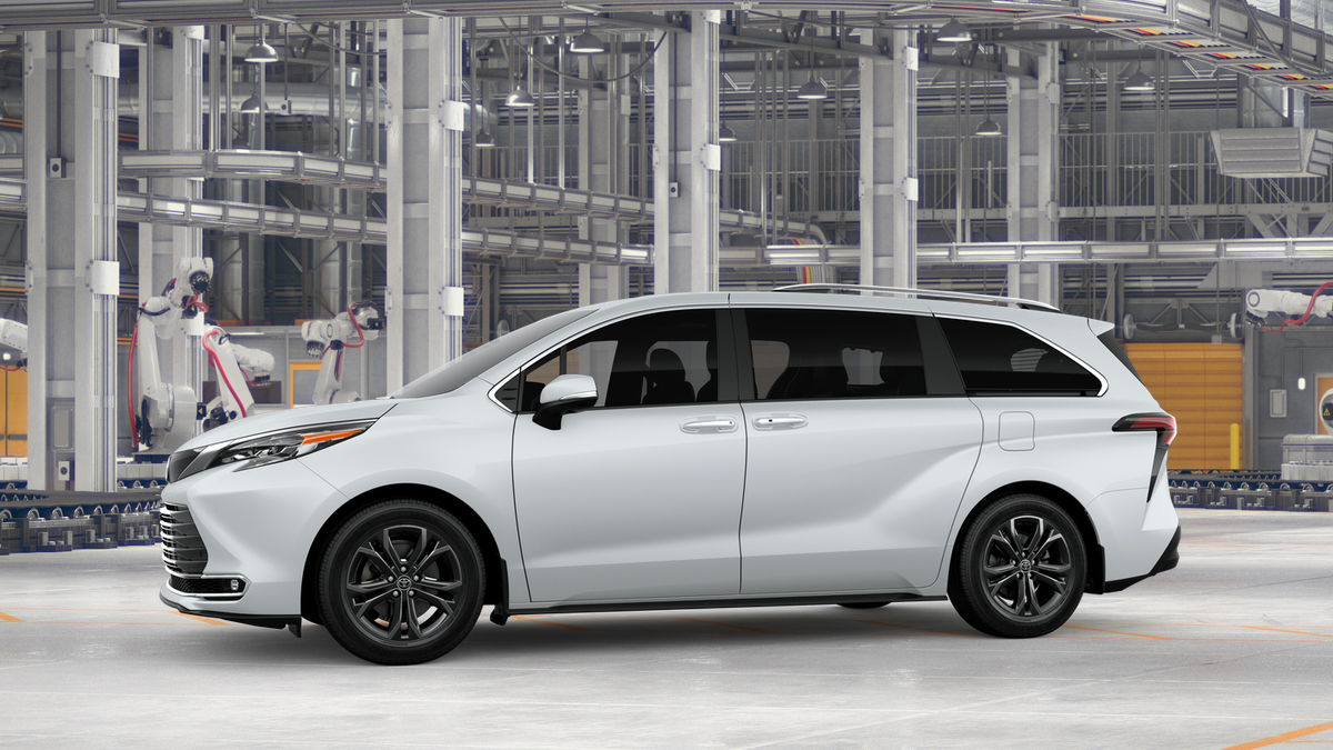 2026 Toyota Sienna Platinum