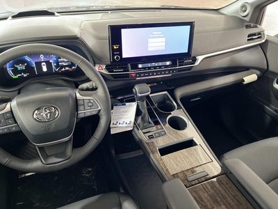 2026 Toyota Sienna Platinum