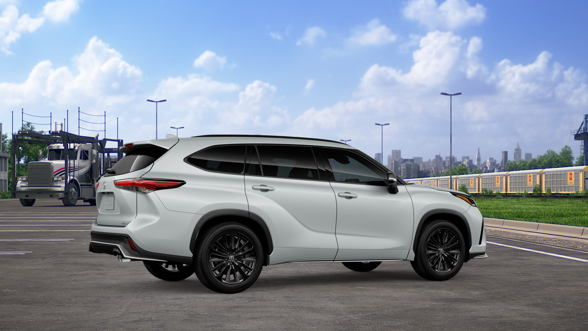 2026 Toyota Highlander XSE