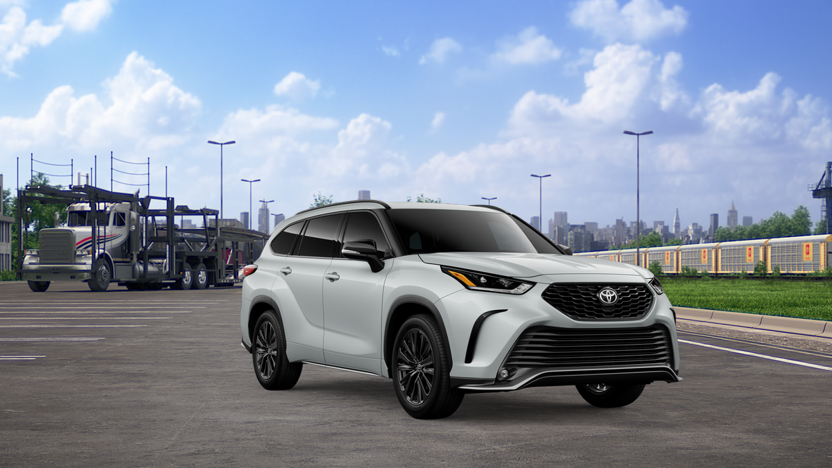 2026 Toyota Highlander XSE