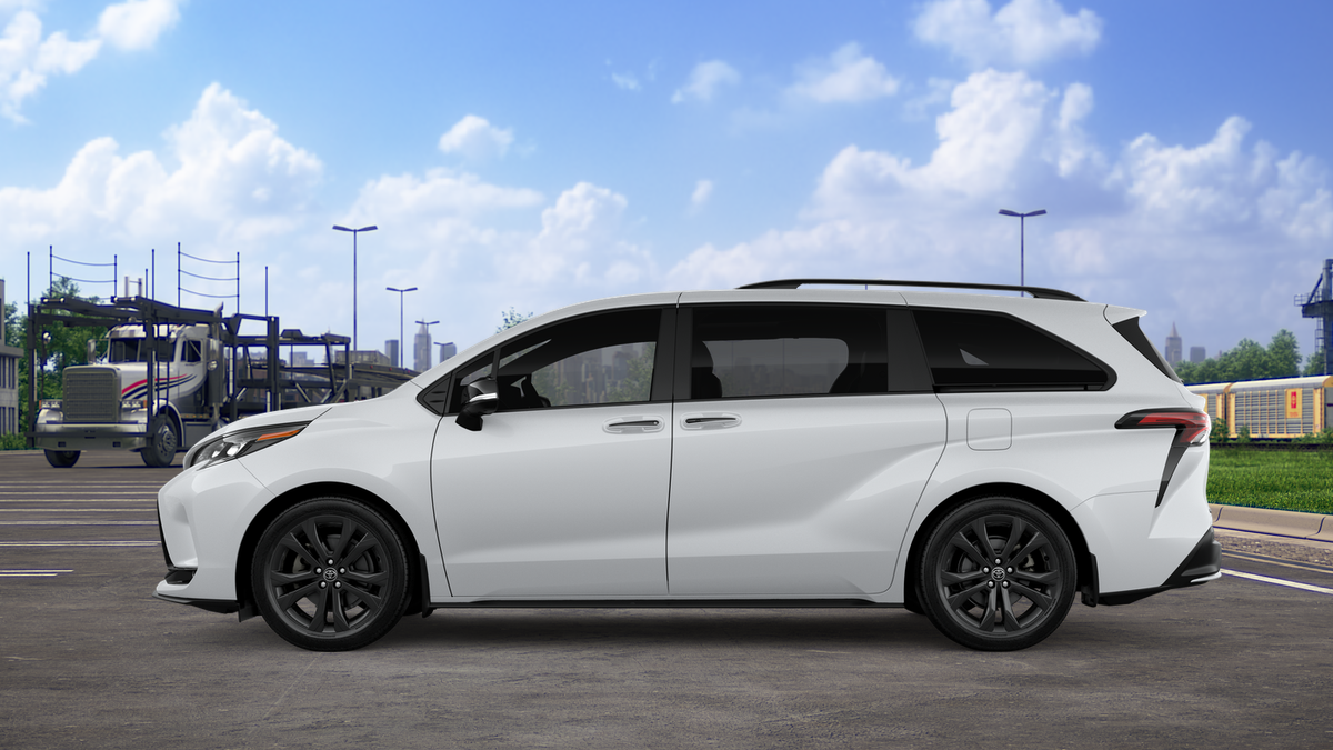 2026 Toyota Sienna XSE