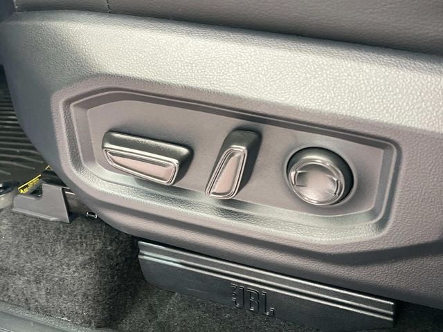 2025 Toyota Tundra i-FORCE MAX Tundra Limited