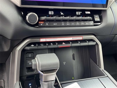 2026 Toyota Tundra i-FORCE MAX Tundra Platinum