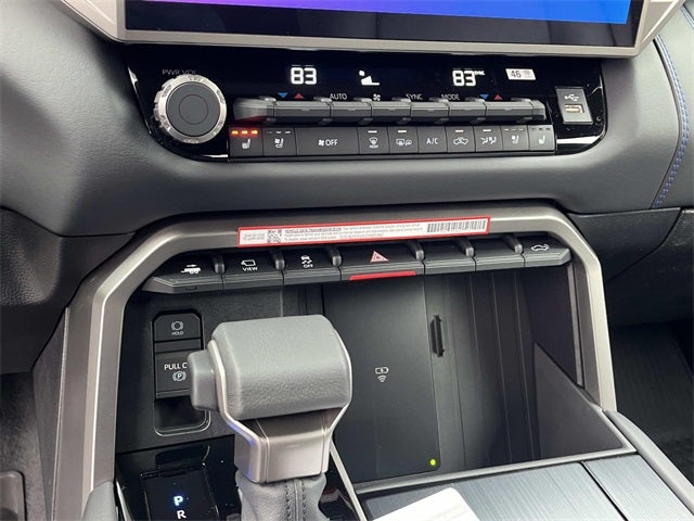 2026 Toyota Tundra i-FORCE MAX Tundra Platinum