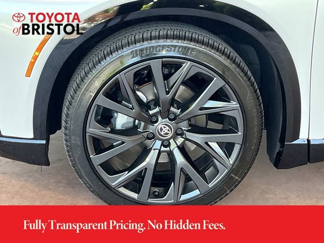 2026 Toyota Toyota Crown Signia Limited