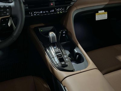 2026 Toyota Toyota Crown Signia Limited