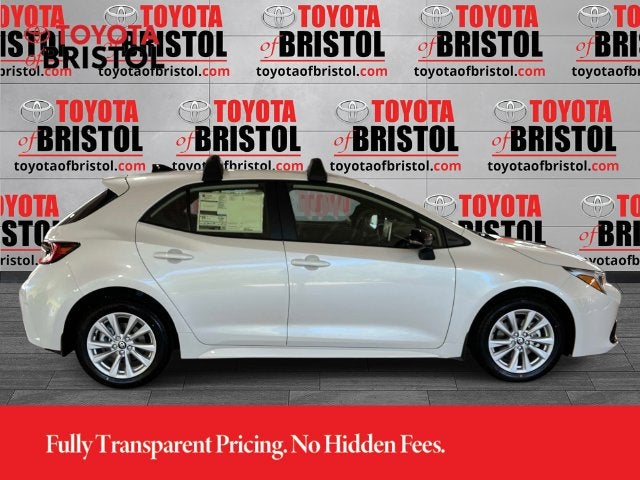 2027 Toyota Corolla Hatchback SE