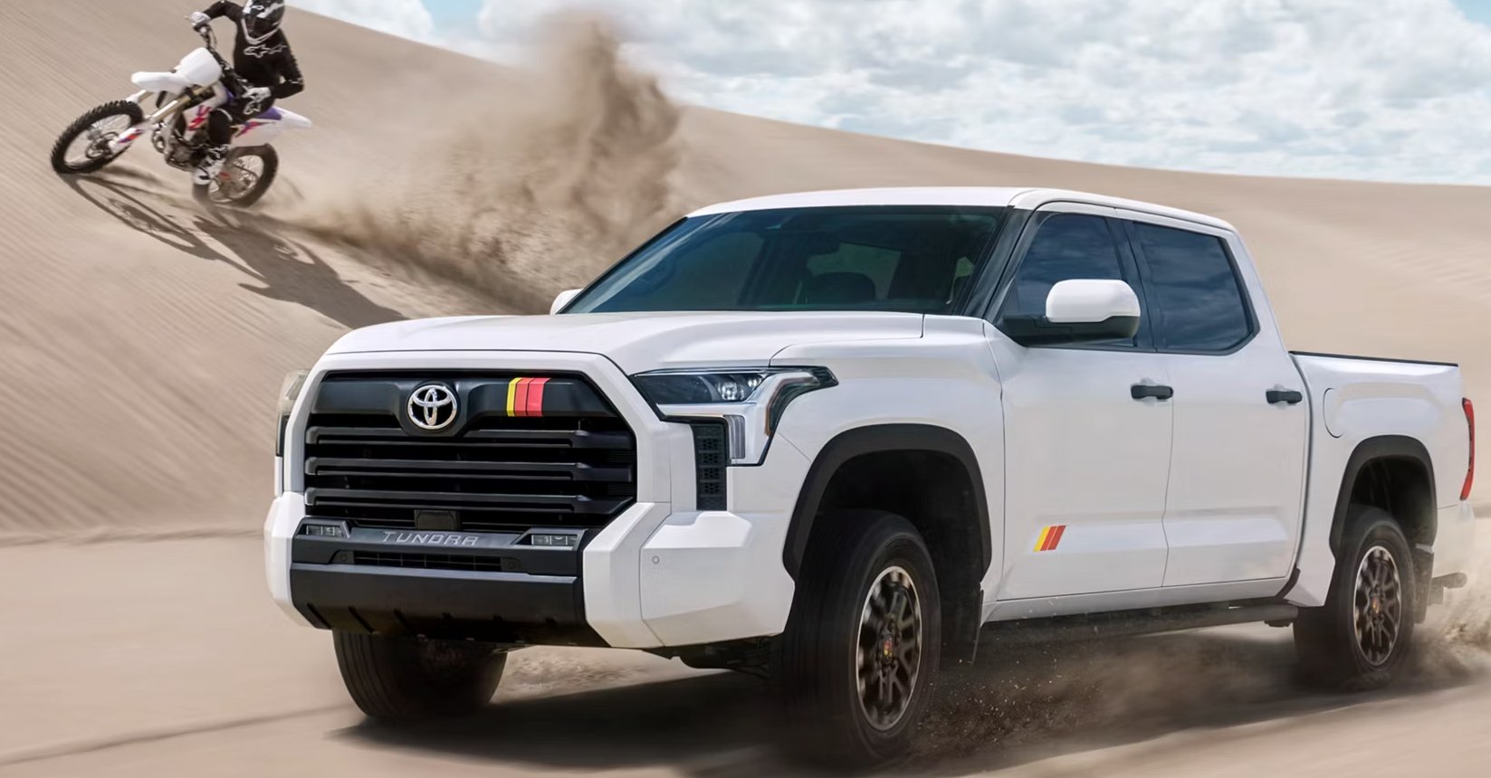 Tundra i-FORCE MAX vs Tacoma i-FORCE MAX: Which Toyota Hybrid Truck Fits Your Life?